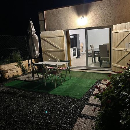 לוצ'יאנה Studio Tout Equipe A La Nuitee Ou Plus,Proche Aeroport Bastia מראה חיצוני תמונה